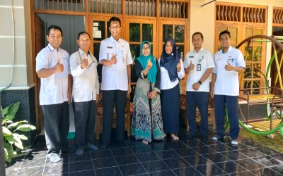 Pererat Silaturahmi, Manajemen SMK Negeri 2 Wonosari Anjangsana ke Mantan Kepala Sekolah #2