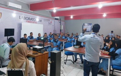 Teknik Jaringan Komputer dan Telekomunikasi